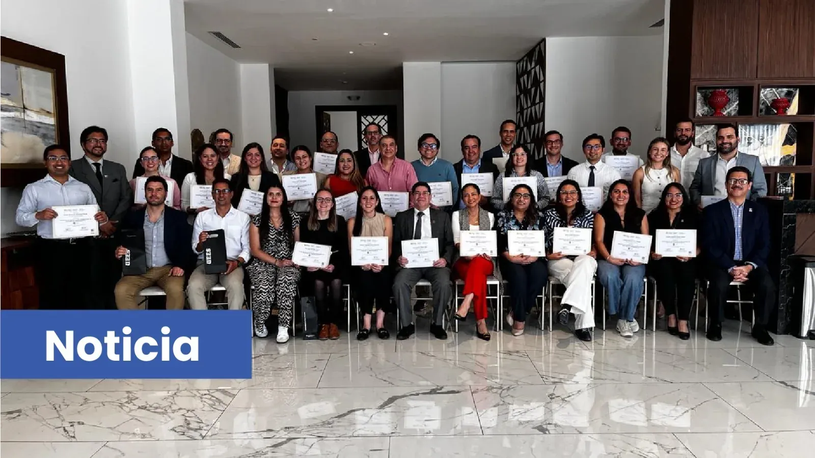Mgtr. Efrén Avilés obtiene Certificación Internacional como Mentor de Emprendimiento